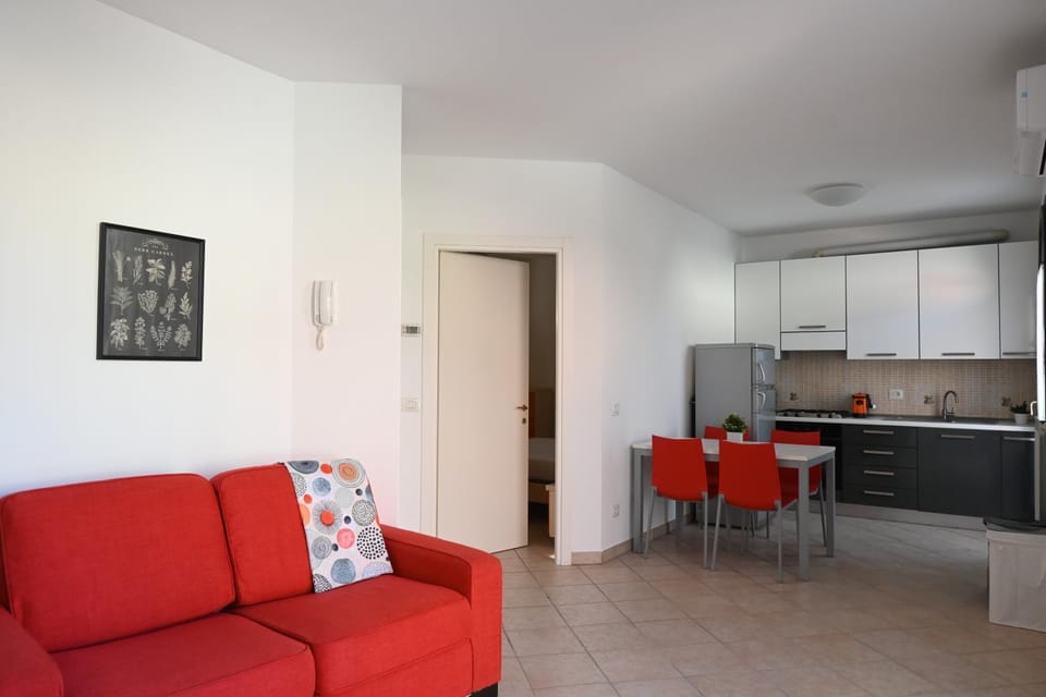 P045 - Porto Recanati, splendido trilocale a pochi passi dal mare Apartment in Porto Recanati