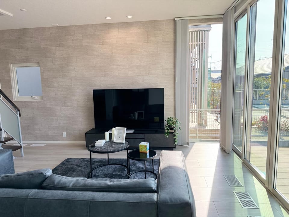 TV and multimedia, Living room, Seating area