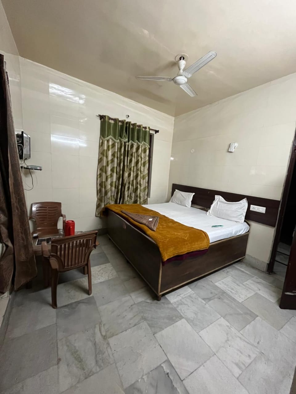 Hotel Raj Golden & Restaurant Hotel in Punjab, India