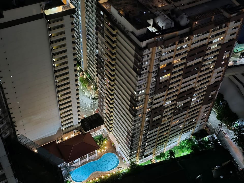 Citispace 1BR Condotel Suite at SM Light Residences #LT13A Hotel in Mandaluyong