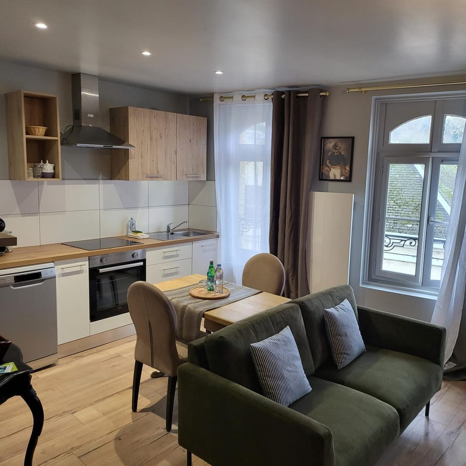 "Le Dauphin", centre Etretat avec parking privé à 5 min Apartment in Étretat