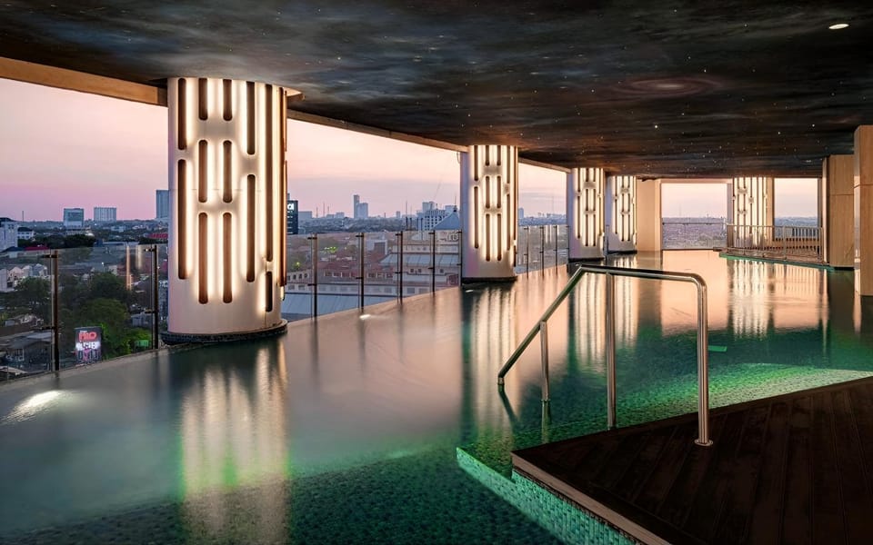 Property building, Swimming pool