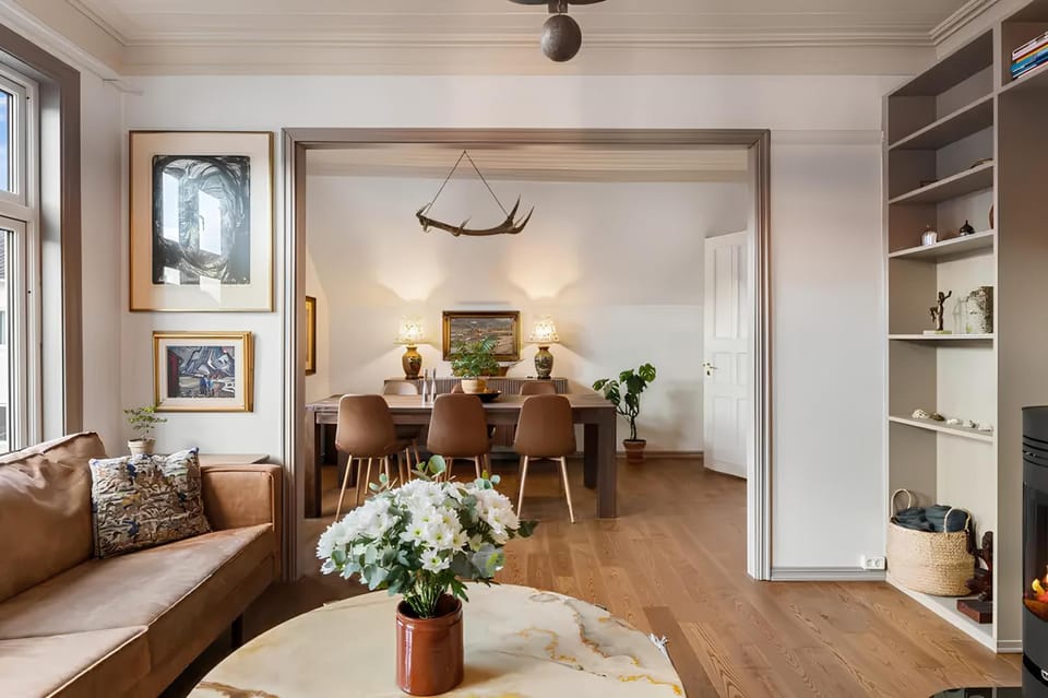Dining area, Dinner