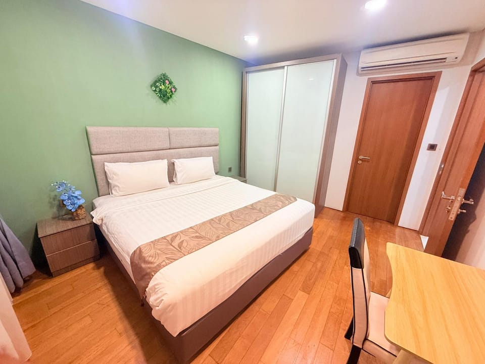 Bed, Photo of the whole room, Bedroom, wardrobe