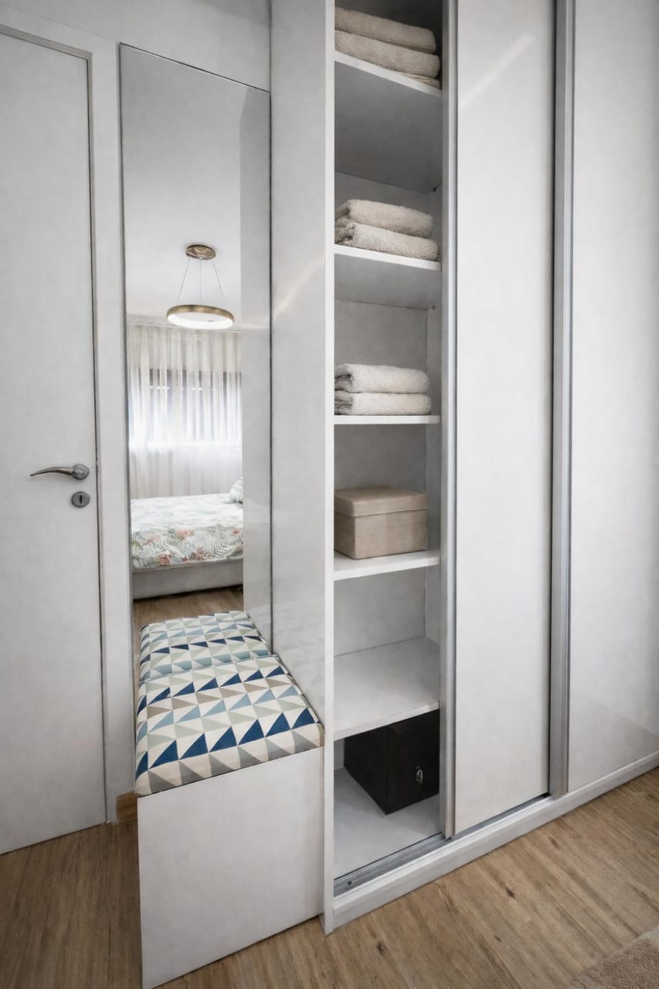 Bedroom, wardrobe