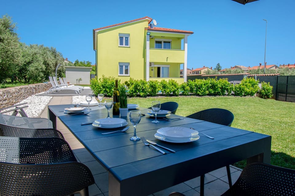Villa Casa Mare near Pula by Istrabook Villa in Pula