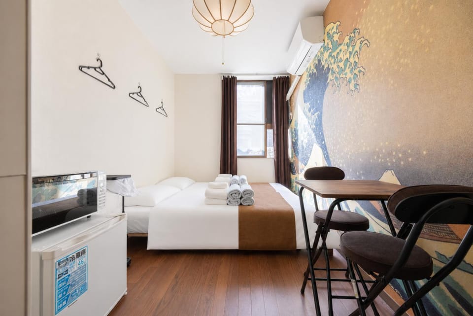 Bed, Photo of the whole room, Bedroom, towels, air conditioner