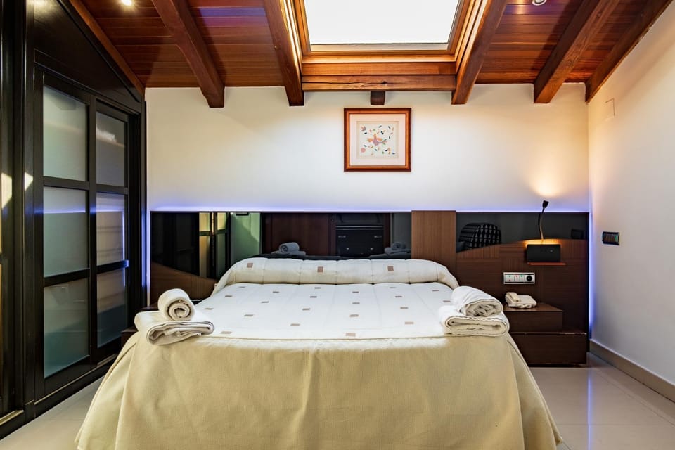 Property building, Living room, Bedroom