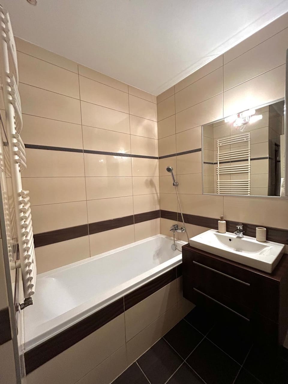Bathroom, Bath