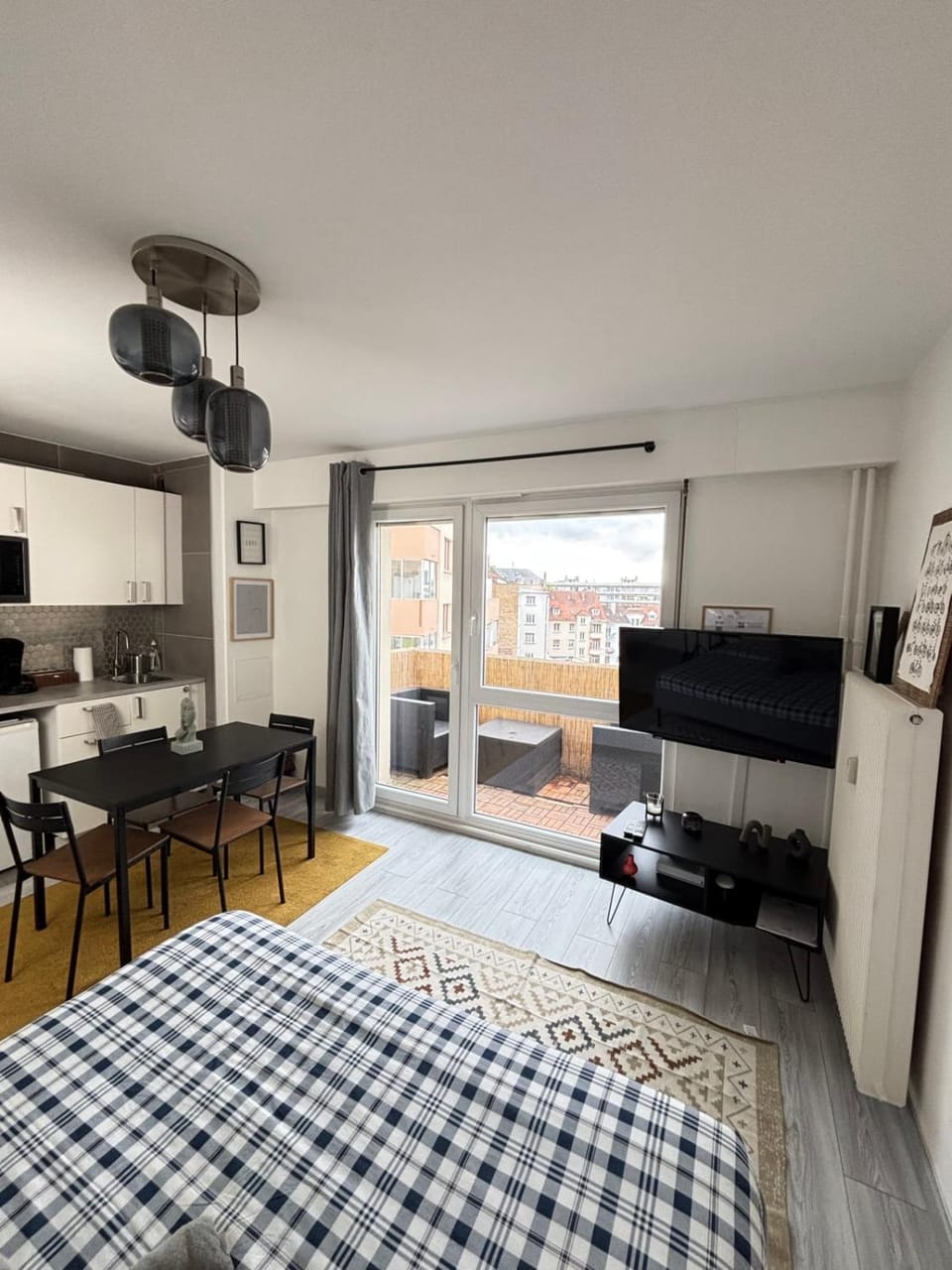 Soh Rent Appartement cozy Strasbourg Wifi Terrasse St Aloise Apartment in Strasbourg