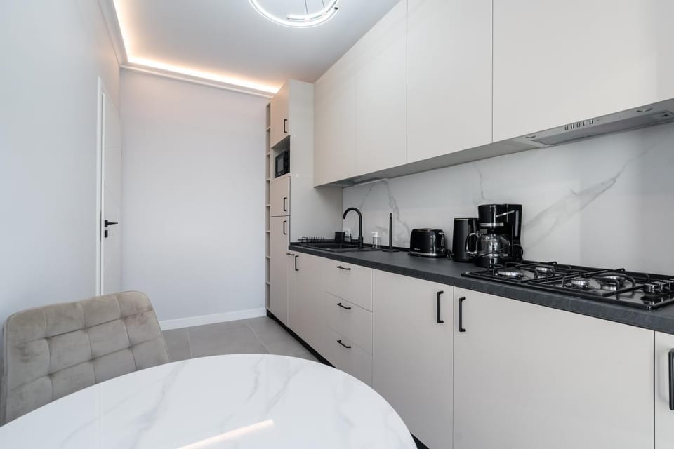 Bed, Coffee/tea facilities, Kitchen or kitchenette, Photo of the whole room, Bedroom, stove