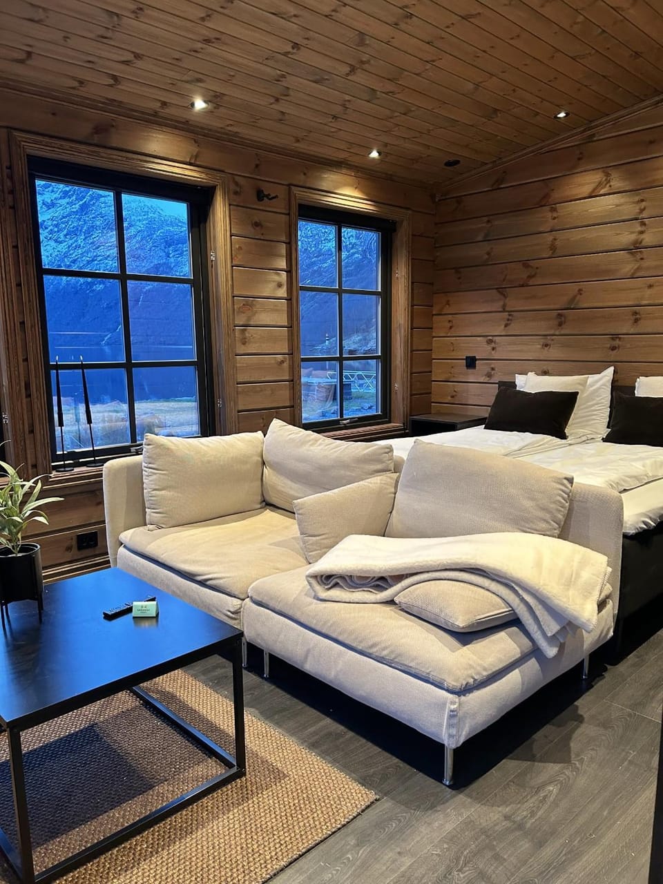 Cabin by the fjord Cabin in Vestland