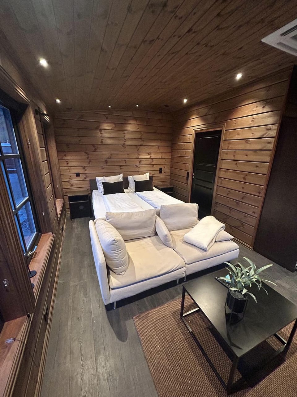 Cabin by the fjord Cabin in Vestland
