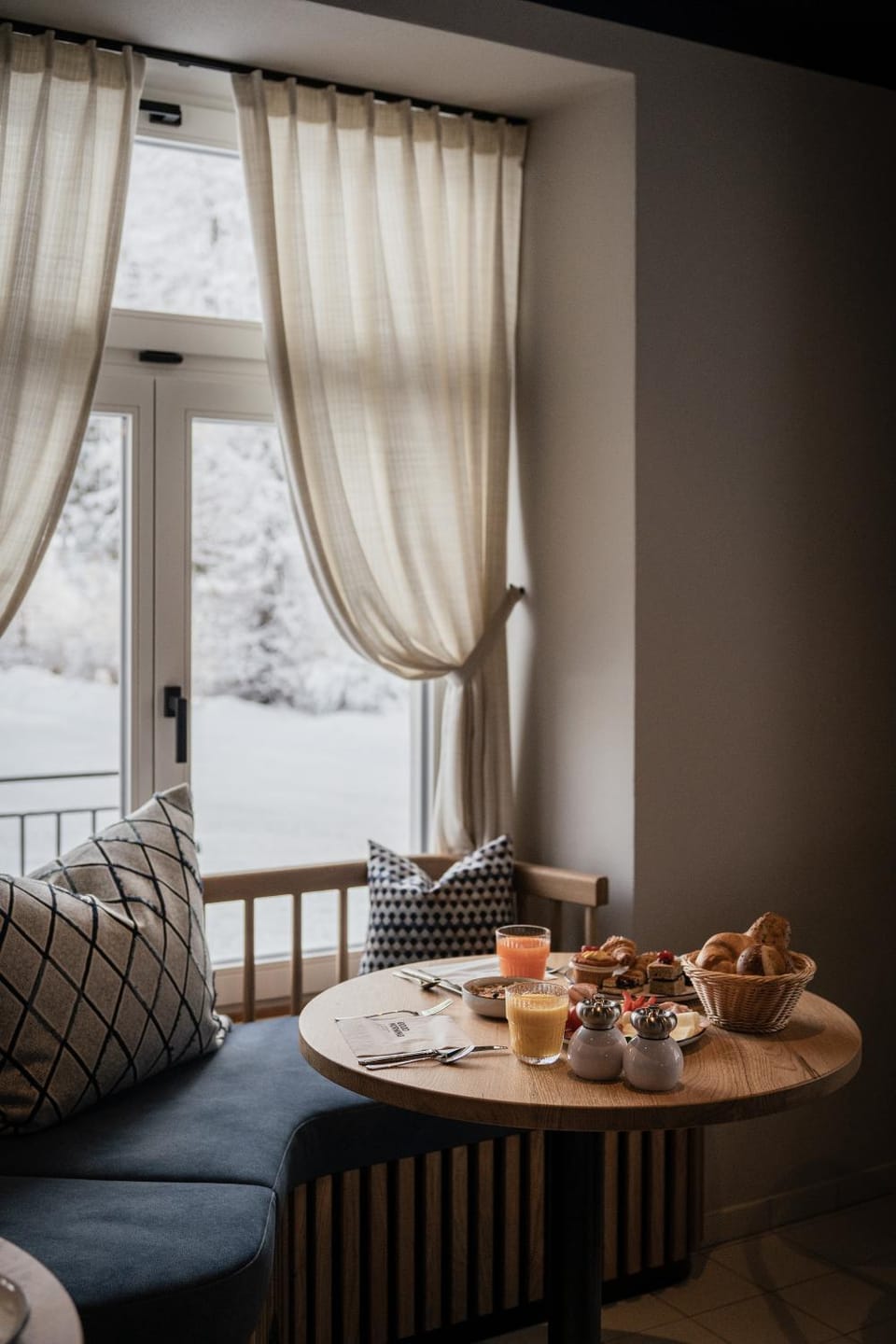 Dining area, Breakfast, Internal: Not applicable to any particular room