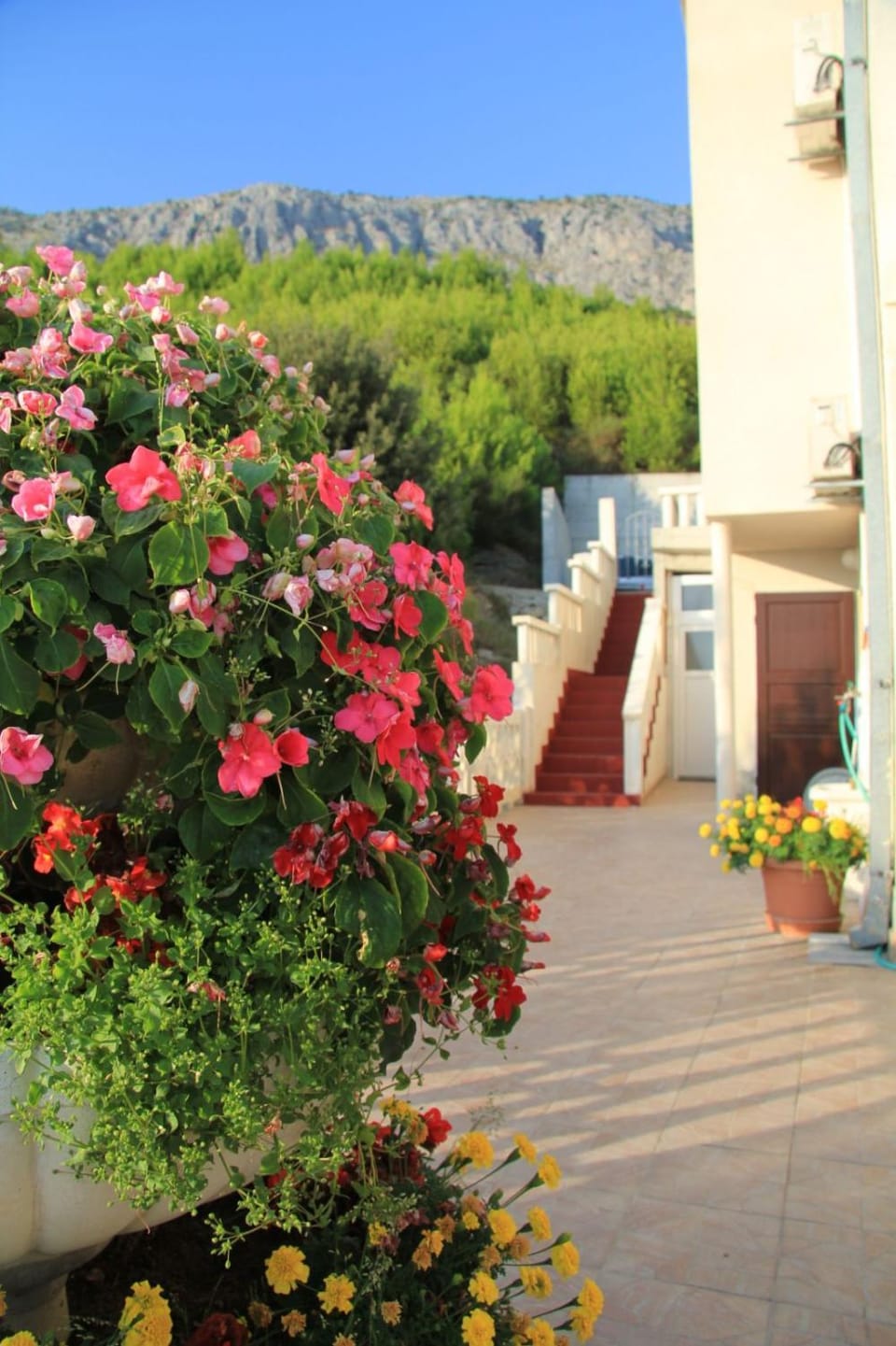 Apartmani Sunce i More Apartment in Split-Dalmatia County