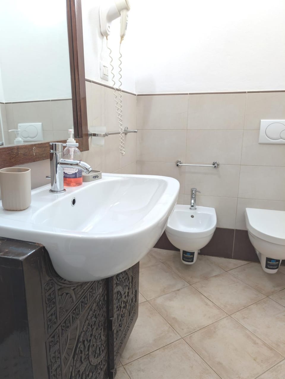 Poolside Retreat - Tropical apt B02 - PointingCaboVerde Apartment in Santa Maria