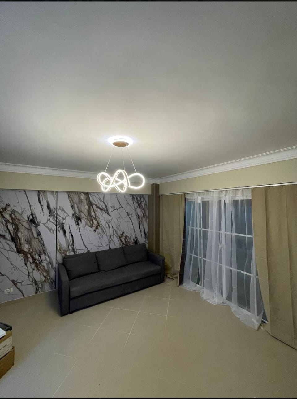 Bed, Living room, Photo of the whole room