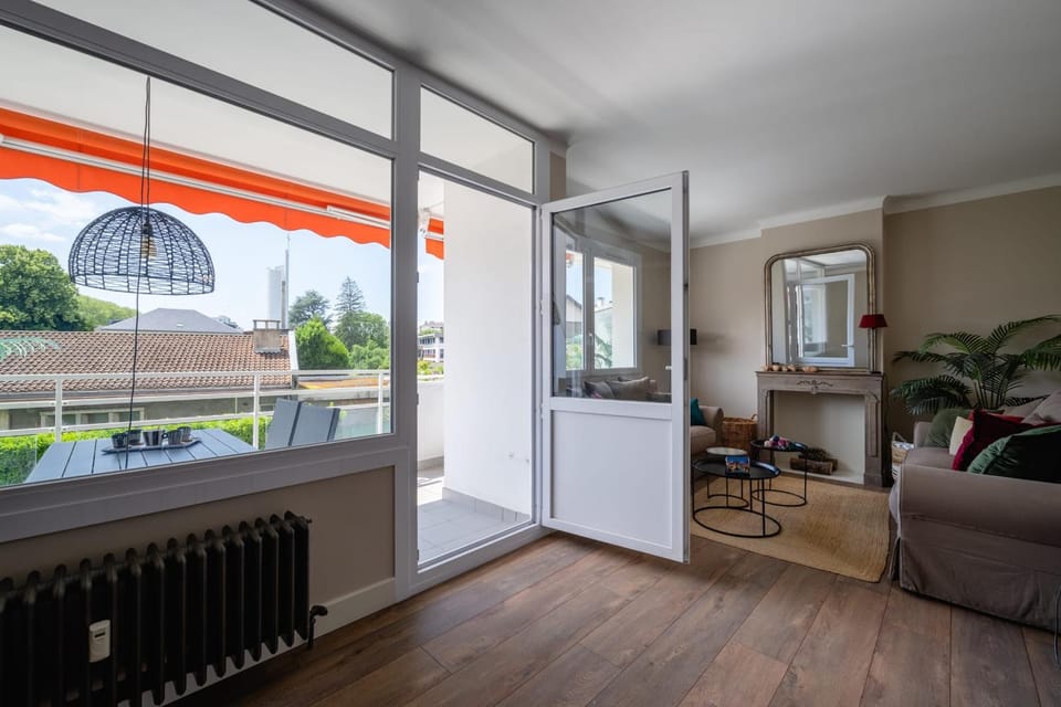 La Mavéria - Beautiful T3 close to the lake Apartment in Annecy