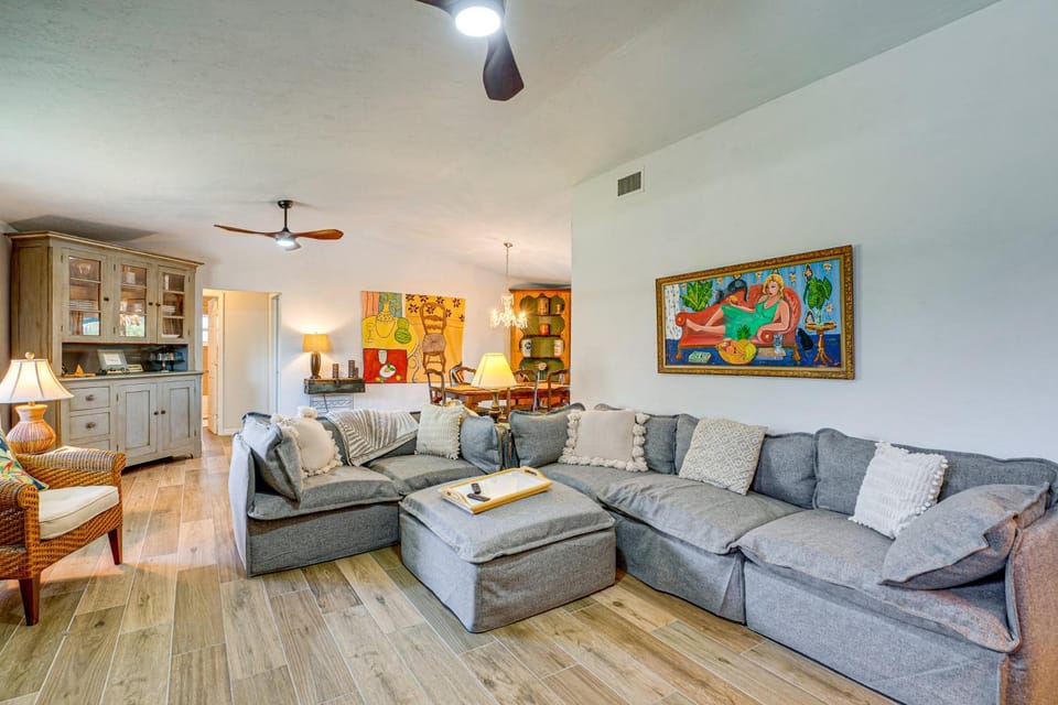 2 Mi to Boat Ramp: Home in Bokeelia House in Bokeelia
