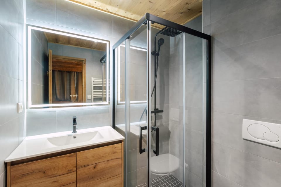 Farmhouse la Desmuniere Chalet in Montriond