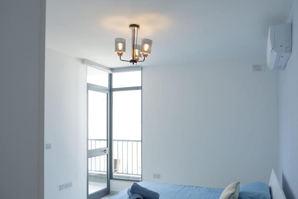 Bedroom, air conditioner