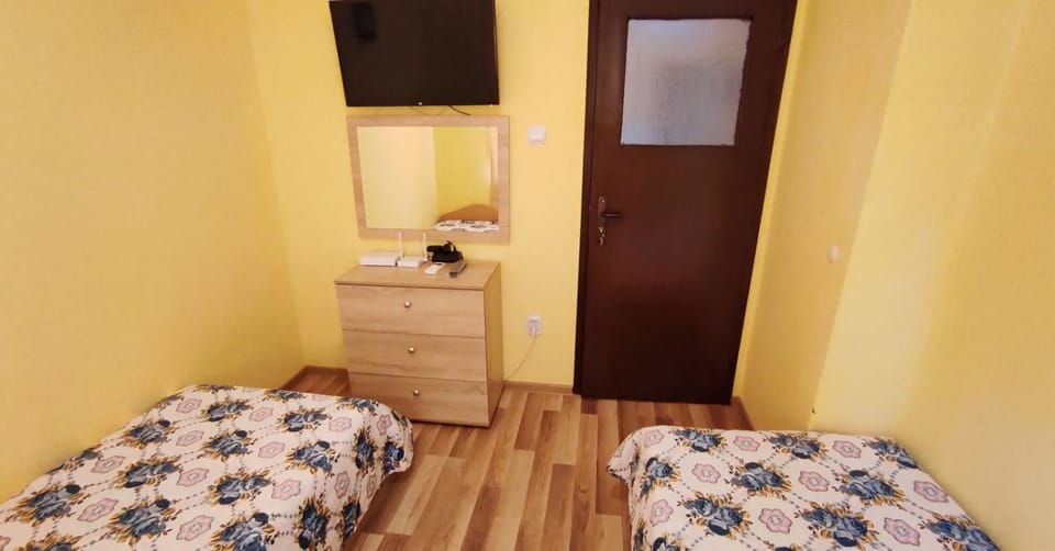 Bed, TV and multimedia, internet, air conditioner