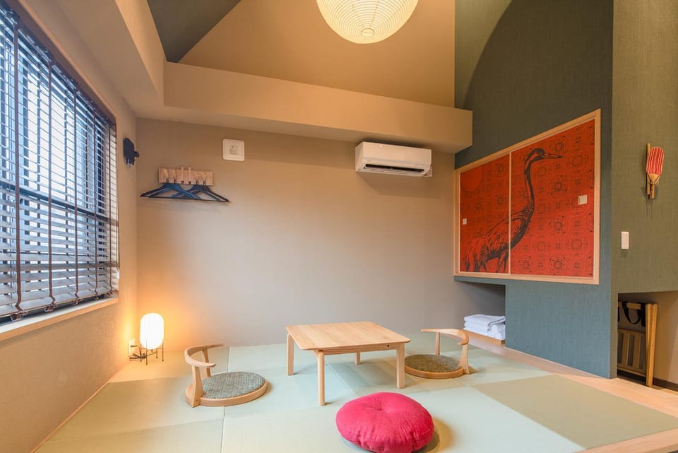 Living room, Photo of the whole room, Seating area