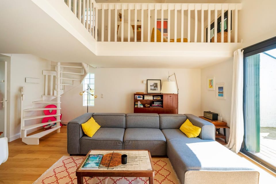 Property building, Living room