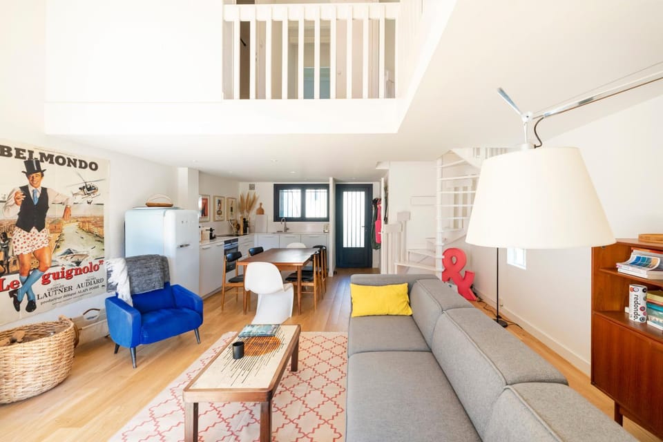 Property building, Living room