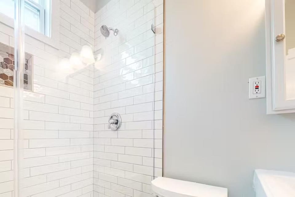 Holly's Hideaway - Truman @ Duval Unit D Apartment in Key West