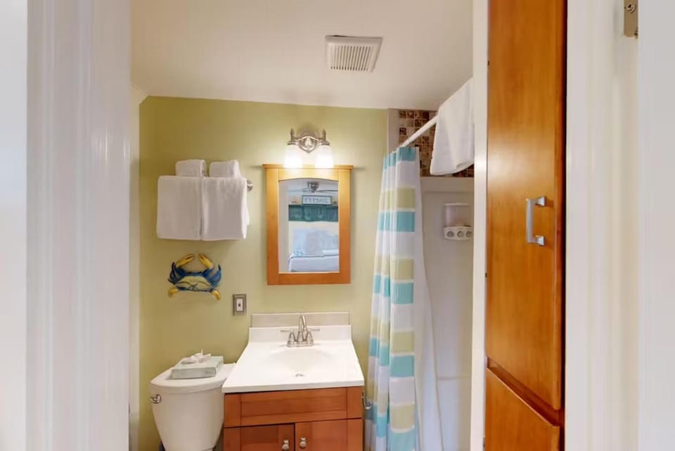Ricky's Retreat - Truman @ Duval Unit A Apartment in Key West