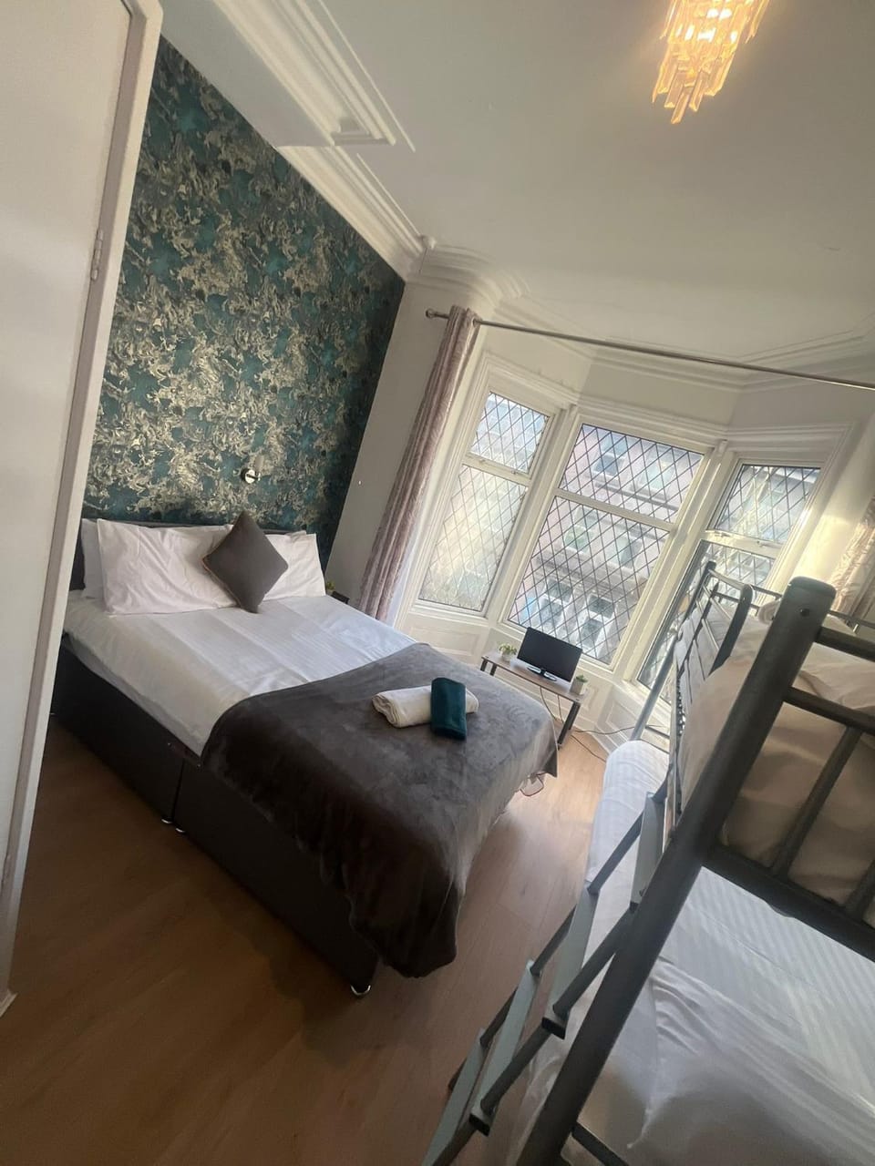 Bed, Photo of the whole room, Bedroom, towels