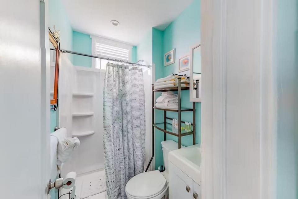 Scott's Cottage - Truman @ Duval Unit F Apartment in Key West