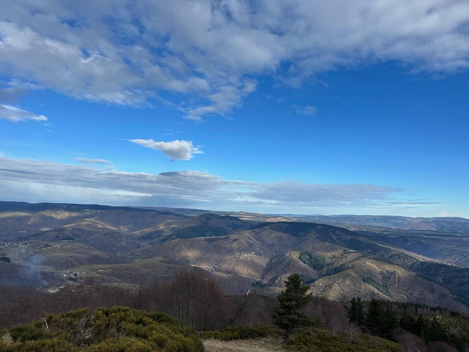 Nearby landmark, Natural landscape