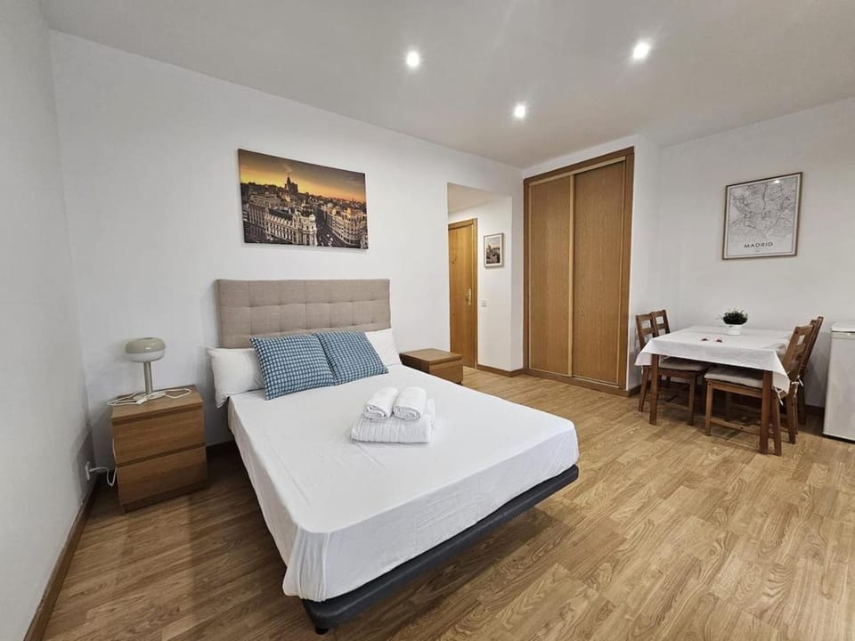 Magico estudio en Plaza España Apartment in Centro