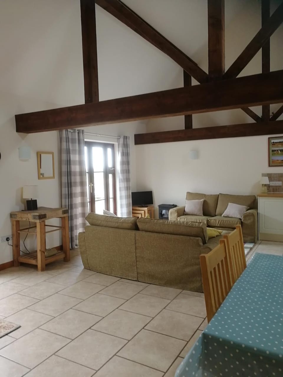 Dovehouse Farm Barns Apartment in Wycombe District