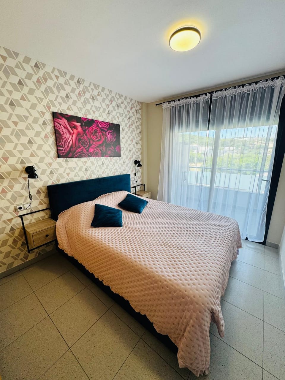 Hermoso piso en un paso de la Playa de Fenals con piscina House in Lloret de Mar