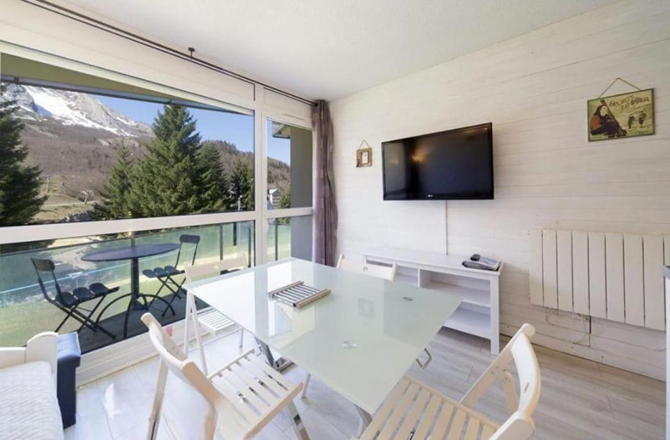 A la montagne Apartment in Nouvelle-Aquitaine