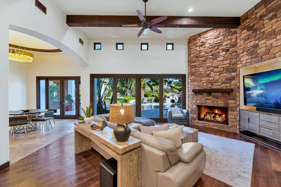Gold Dust Ave House in Scottsdale