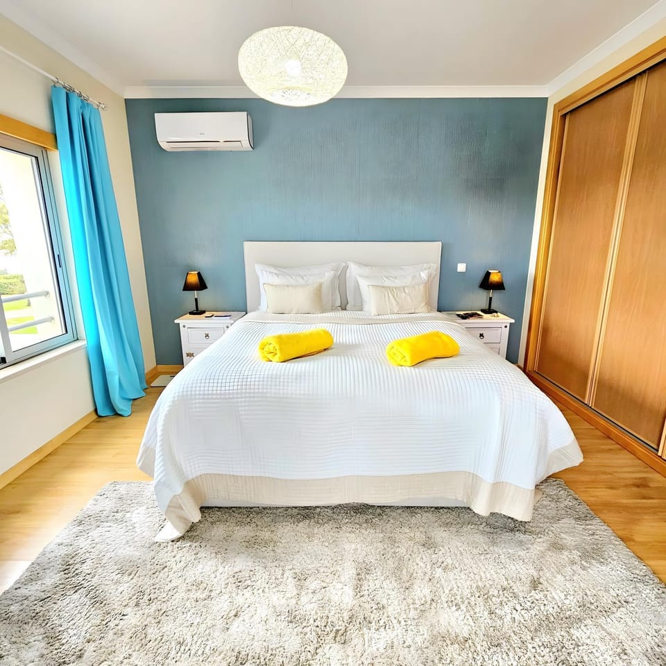 Living room, Bedroom