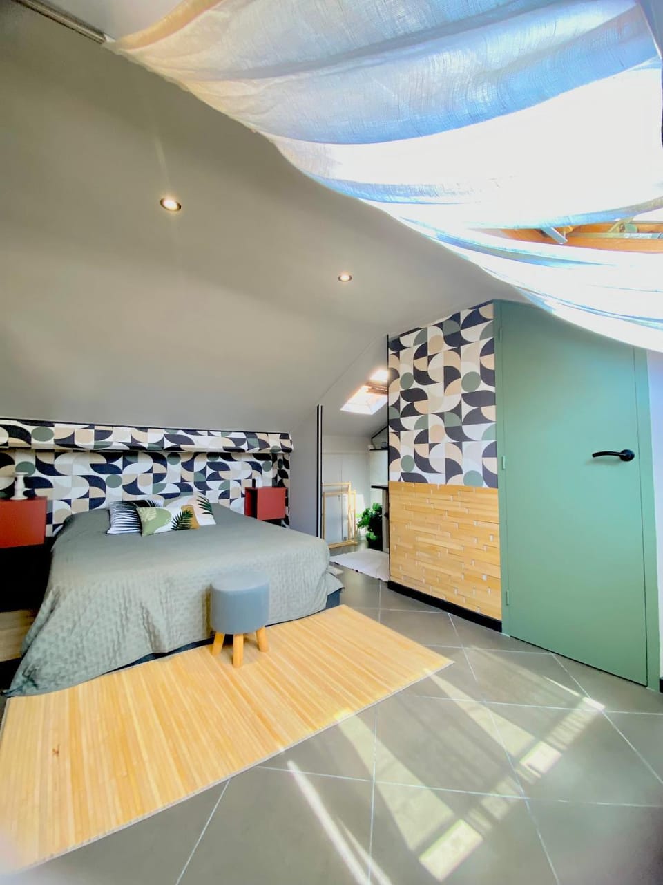Bed, Bedroom