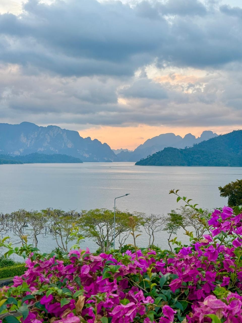 Nearby landmark, Day, Natural landscape, Lake view, Mountain view