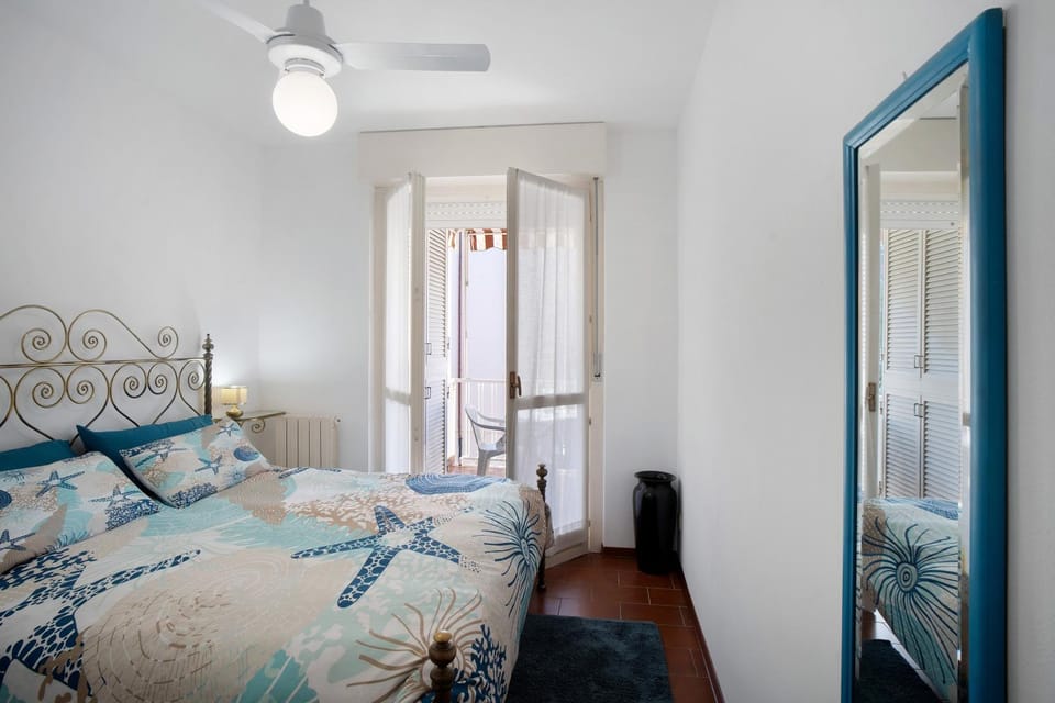 Property building, Living room, Bedroom