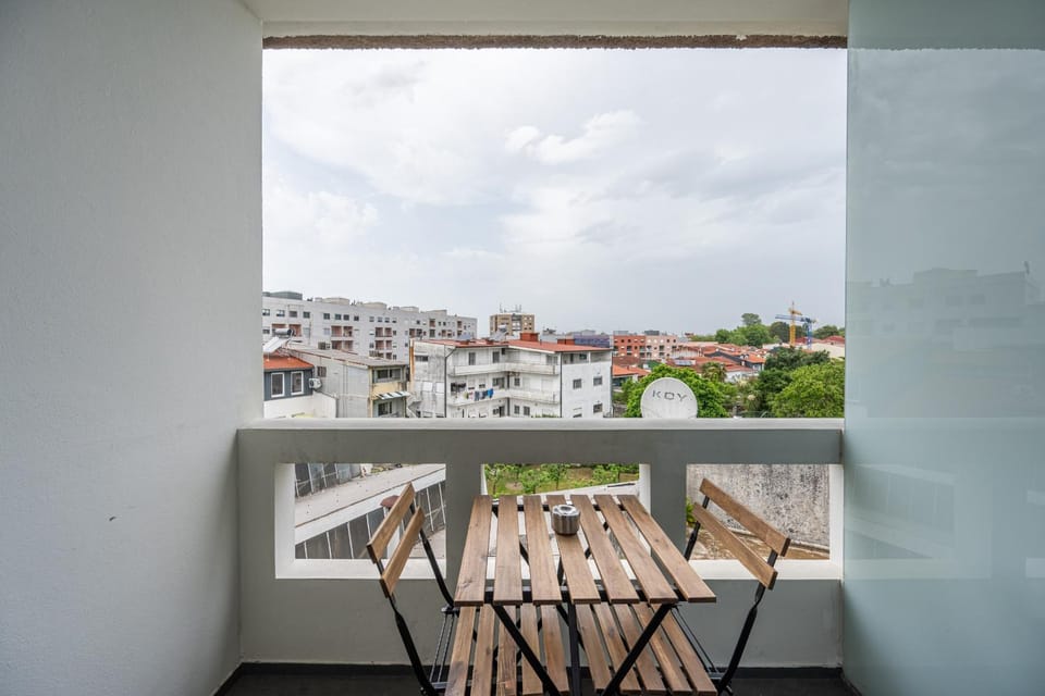 View (from property/room), Balcony/Terrace, City view