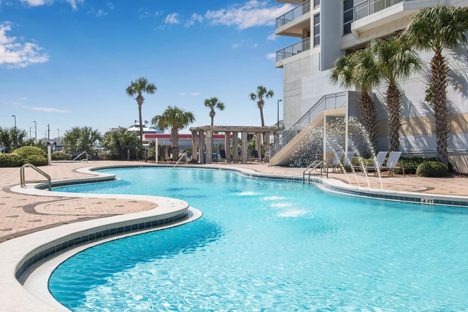 Emerald Dolphin Unit 530 House in Pensacola Beach
