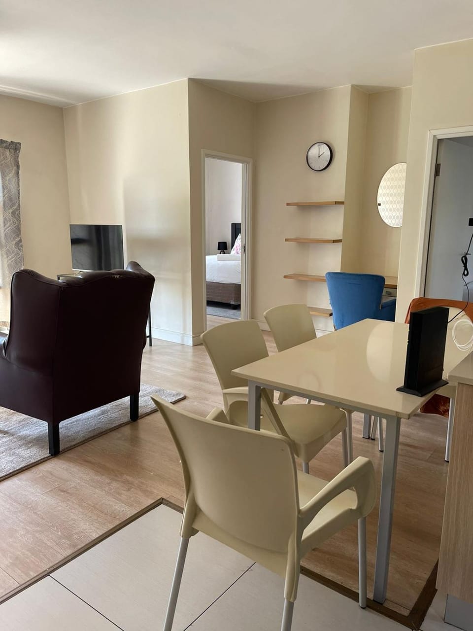 Living room, Seating area, Dining area