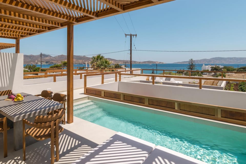 Patio, View (from property/room), Balcony/Terrace, Pool view, Swimming pool