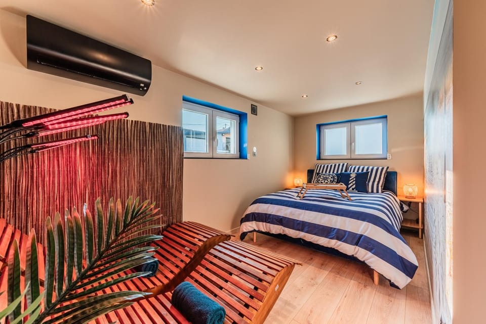 Spa and wellness centre/facilities, Bedroom, air conditioner