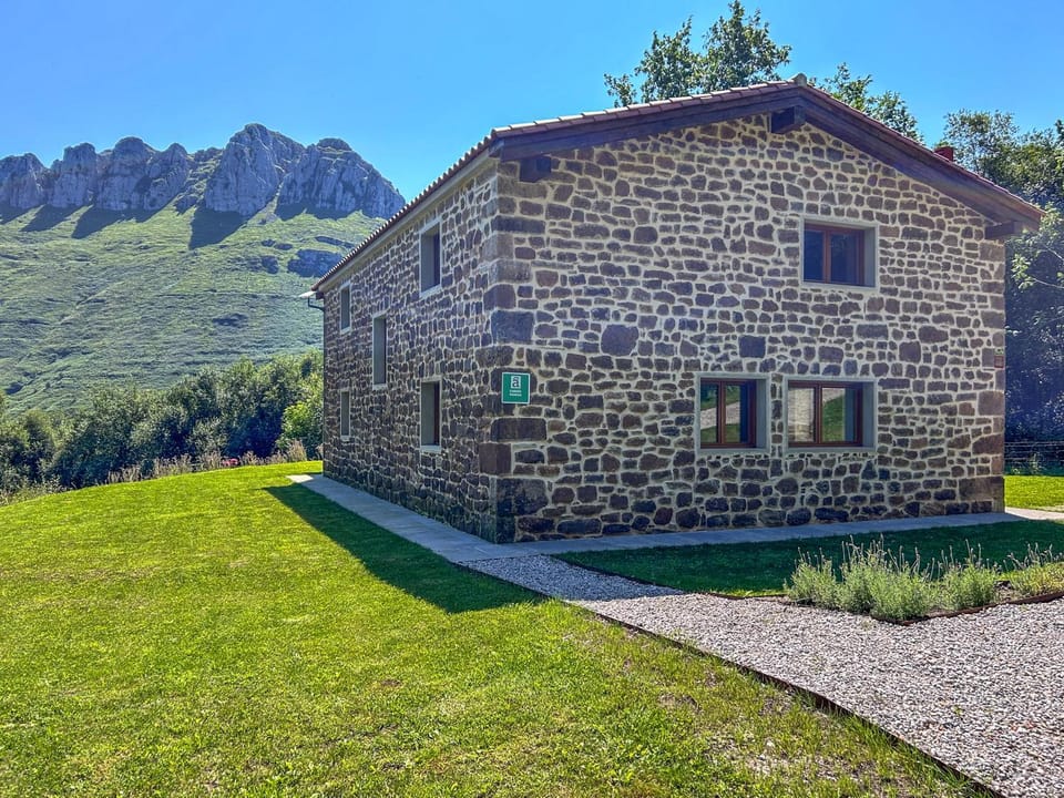 Cabaña Quieva 05 Chalet in Cantabria
