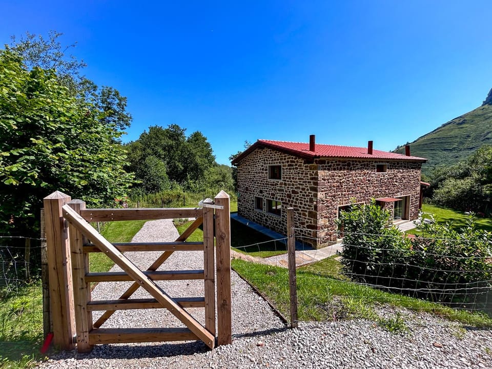 Cabaña Quieva 05 Chalet in Cantabria